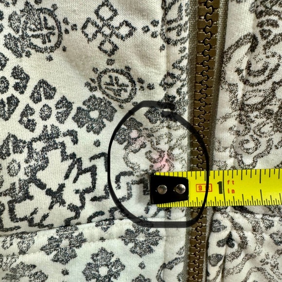 Sherpa Adventure Gear zip up light jacket - Picture 7 of 7